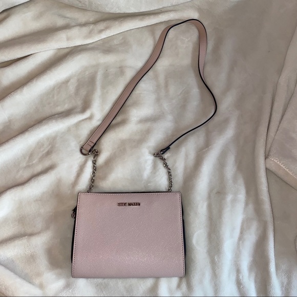 Steve Madden Handbags - Steve Madden Crossbody Bag